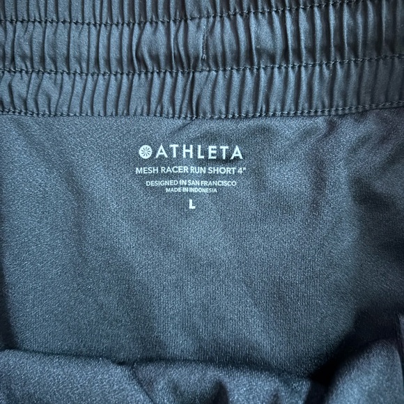 ATHLETA MESH RACER RUN MID RISE 4 SHORT - Picture 2 of 6